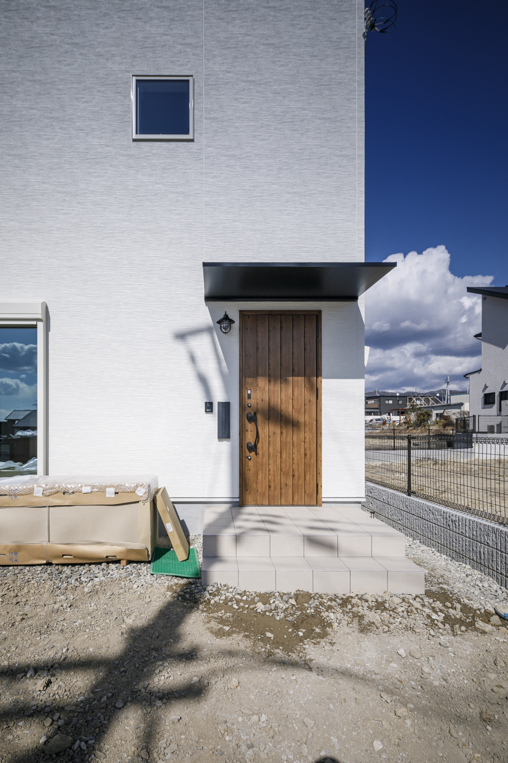ぬくもりのある白×グレージュ　北欧風のお家